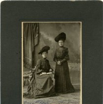 Lizzie Brown & Minnie McRoberts